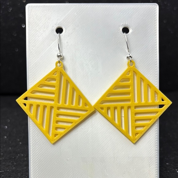 The Prism Line Yellow Earrings - Picture 1 of 4